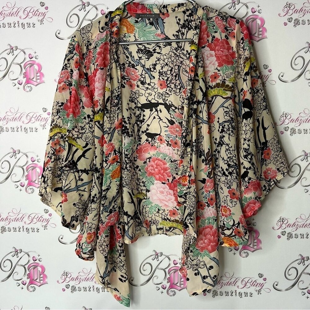 Suzy Shier cardigan open waterfall flowers Multicolor Floral Kimono